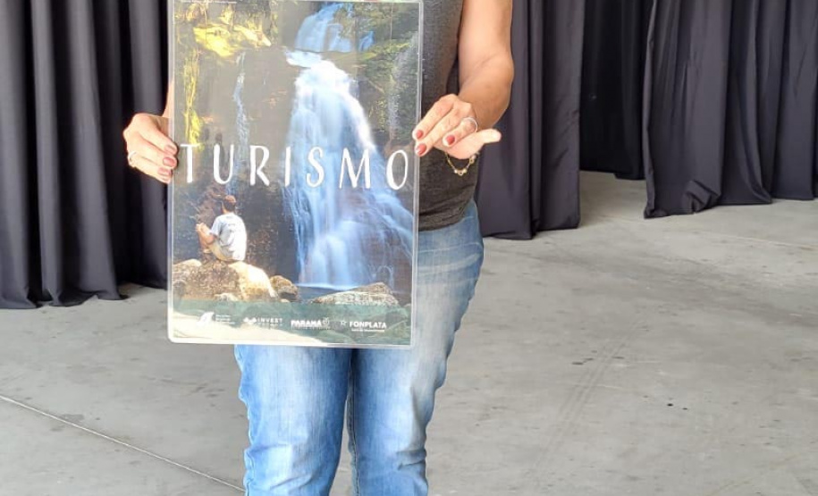 Em seis salas de oficinas, no município de Morretes, o projeto piloto VRS Mata Atlântica reuniu, nesta quinta e sexta-feira (25 e 26), mais de 50 produtores rurais e representantes de pupunha, banana, mandioca, juçara, frutos sazonais do Litoral, e operadores e prestadores de serviços do turismo. Eles são representantes dos municípios de Guaraqueçaba, Morretes e Antonina. - Antonina, 26/11/2021 - Foto: Investe Paraná