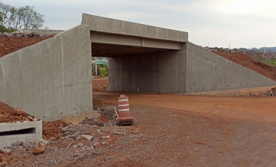 Obra de implantação do Contorno Noroeste de Francisco Beltrão alcança 60% da execução. Foto:DER