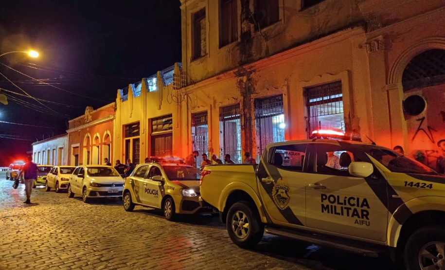 Operação apreende arma de fogo e produtos contrabandeados em Curitiba e no Litoral