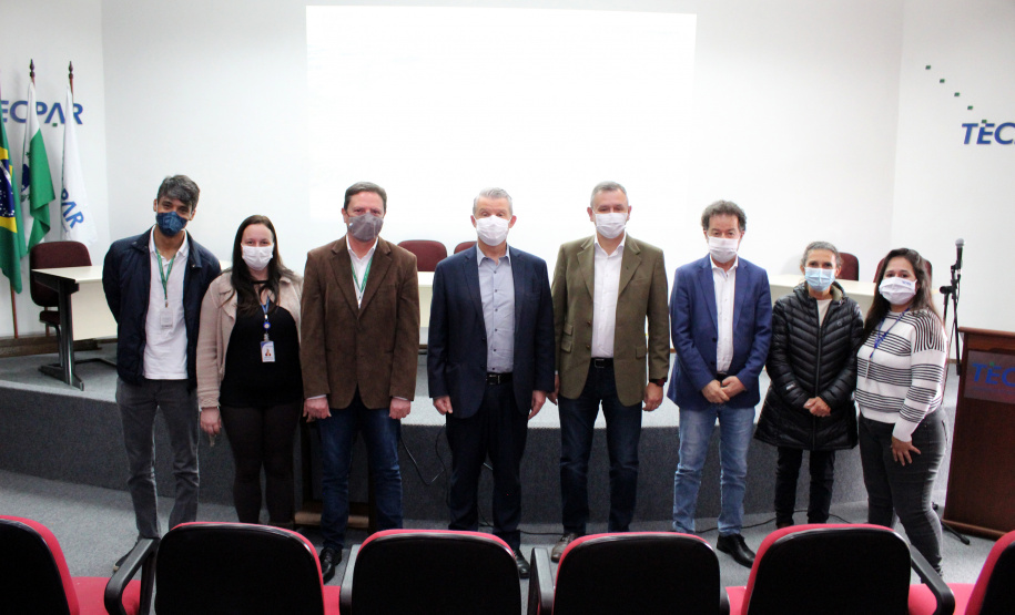 O Instituto de Tecnologia do Paraná (Tecpar), o Centro de Produção e Pesquisa de Imunobiológicos (CPPI) e a Fundação Estatal de Atenção em Saúde do Estado do Paraná (Funeas) buscam oportunidades de atuação em conjunto em projetos de Pesquisa e Desenvolvimento (P&D), de forma a trazer, de maneira mais eficiente, novas soluções para a área da saúde para o Paraná.- Curitiba, 11/11/2021 - Foto: Tecpar