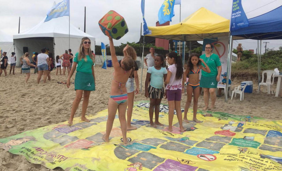 Atividades do Detran no Verão Paraná do Litoral incluem educação e serviços