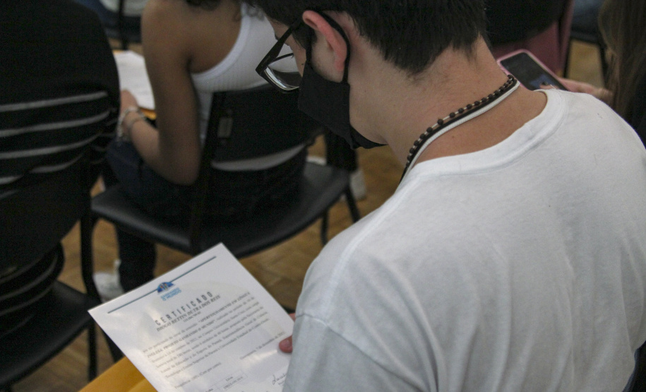 Governador do Paraná, Carlos Massa Ratinho Junior e o Secretario da Educação, Renato Feder participam do projeto Ganhando o Mundo.