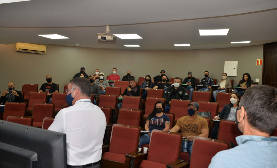 Detran-PR capacita 772 novos vistoriadores veiculares em 2021