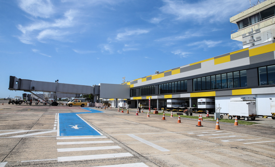 Com roda-gigante e volta de voos internacionais, Foz do Iguaçu reforça retomada do turismo