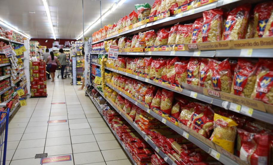 Mais de 21 mil paranaenses já começaram a utilizar o Cartão Comida Boa.