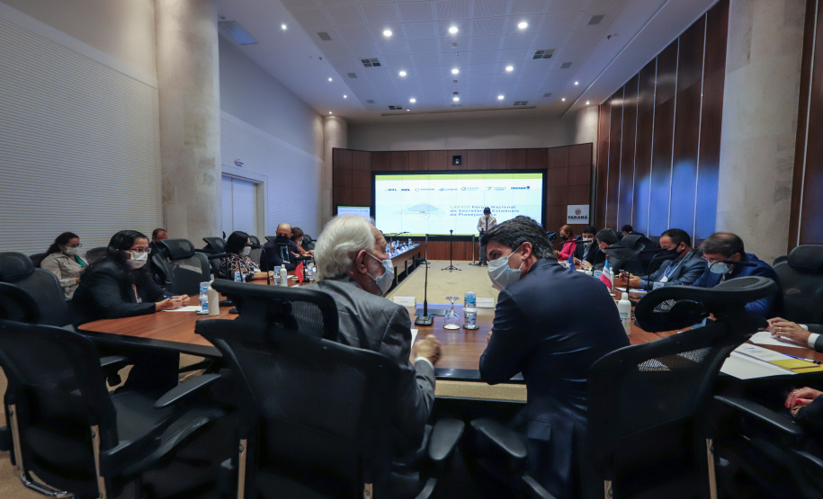 Secretários do Planejamento de todo o País discutem gestão pública e infraestrutura no Paraná