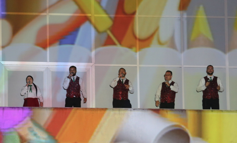 Espetáculo Natal do Palácio encanta novamente o público curitibano