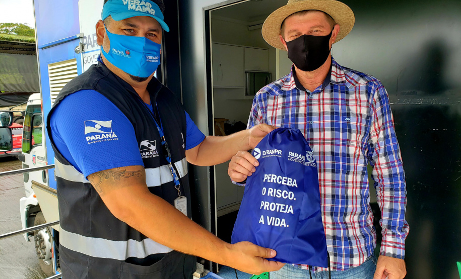 Porto em Ação presta serviços a mais de 200 caminhoneiros no Pátio de TriagemPorto em Ação presta serviços a mais de 200 caminhoneiros no Pátio de Triagem