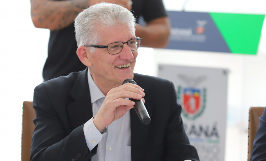 O governador Carlos Massa Ratinho Junior participa nesta quinta-feira(9), de reuniao do comitê de ESG no Palacio Iguaçu - 09/12/2021 - Foto: Geraldo Bubniak/AEN