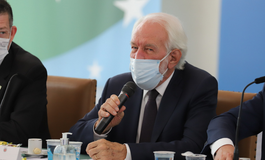 O governador Carlos Massa Ratinho Junior participa nesta quinta-feira(9), de reuniao do comitê de ESG no Palacio Iguaçu - 09/12/2021 - Foto: Geraldo Bubniak/AEN