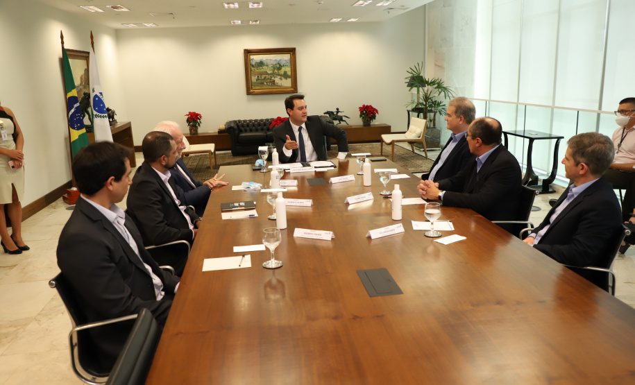 Com apoio do Estado, DAF confirma investimento de R$ 395 milhões em fábrica de Ponta Grossa