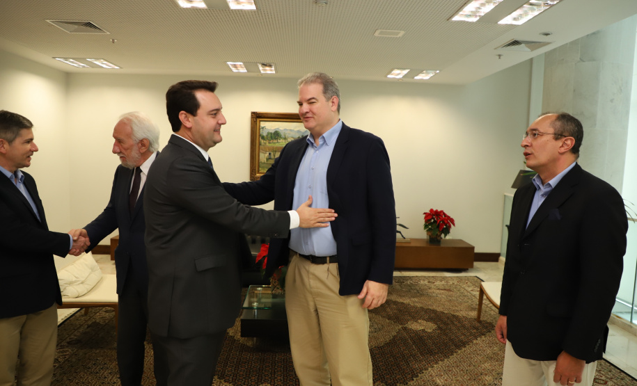 Com apoio do Estado, DAF confirma investimento de R$ 395 milhões em fábrica de Ponta Grossa