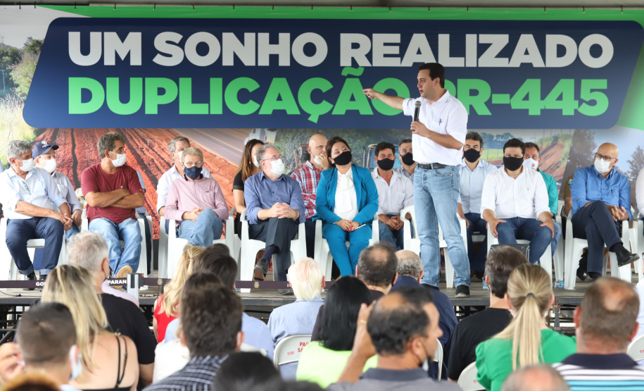 Governador assina ordem de serviço para duplicação da PR-445 entre Mauá da Serra e Lerroville