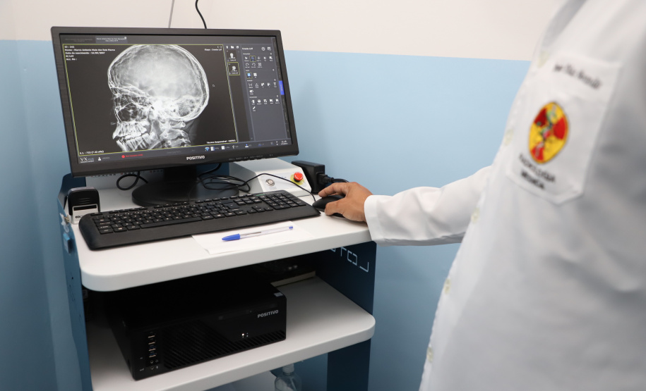 O governador Carlos Massa Ratinho Junior inaugurou nesta sexta-feira (17) o novo Hospital Juarez Barreto, no município de Faxinal, no Vale do Ivaí, após obras de ampliação. - Faxinal, 17/12/2021 - Foto: Ari Dias