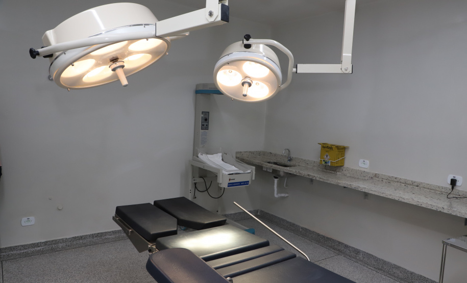 O governador Carlos Massa Ratinho Junior inaugurou nesta sexta-feira (17) o novo Hospital Juarez Barreto, no município de Faxinal, no Vale do Ivaí, após obras de ampliação. - Faxinal, 17/12/2021 - Foto: Ari Dias