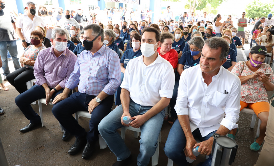 O governador Carlos Massa Ratinho Junior inaugurou nesta sexta-feira (17) o novo Hospital Juarez Barreto, no município de Faxinal, no Vale do Ivaí, após obras de ampliação. - Faxinal, 17/12/2021 - Foto: Ari Dias