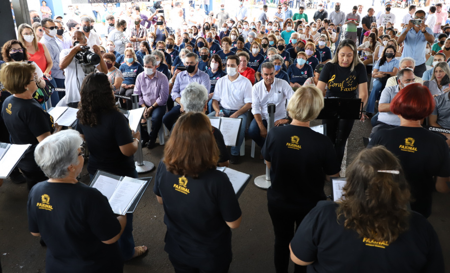 O governador Carlos Massa Ratinho Junior inaugurou nesta sexta-feira (17) o novo Hospital Juarez Barreto, no município de Faxinal, no Vale do Ivaí, após obras de ampliação. - Faxinal, 17/12/2021 - Foto: Ari Dias