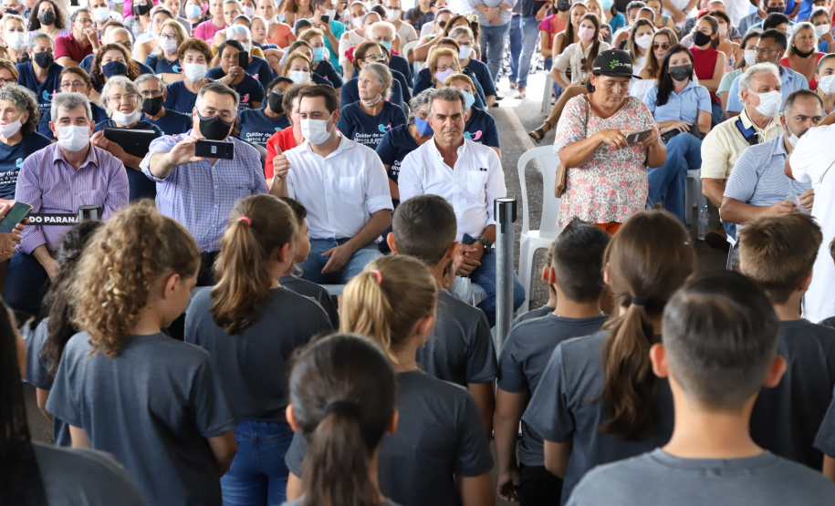 O governador Carlos Massa Ratinho Junior inaugurou nesta sexta-feira (17) o novo Hospital Juarez Barreto, no município de Faxinal, no Vale do Ivaí, após obras de ampliação. - Faxinal, 17/12/2021 - Foto: Ari Dias