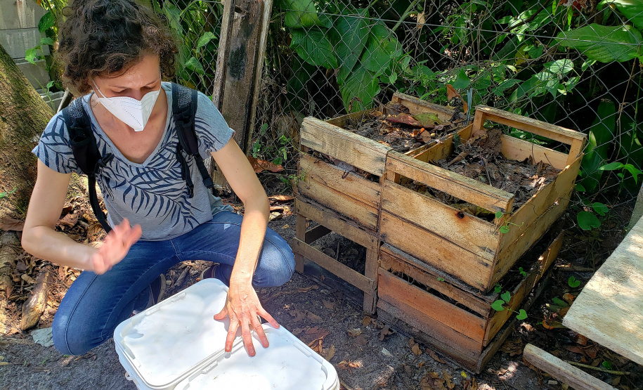 Portos do Paraná apresenta projeto de implantação de composteira a professores na Ilha do Mel