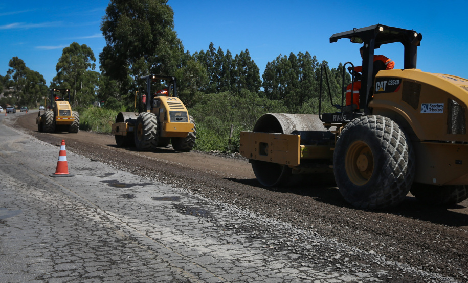 Pavimentação em concreto ca PRC-280 avança 1 Km por dia.