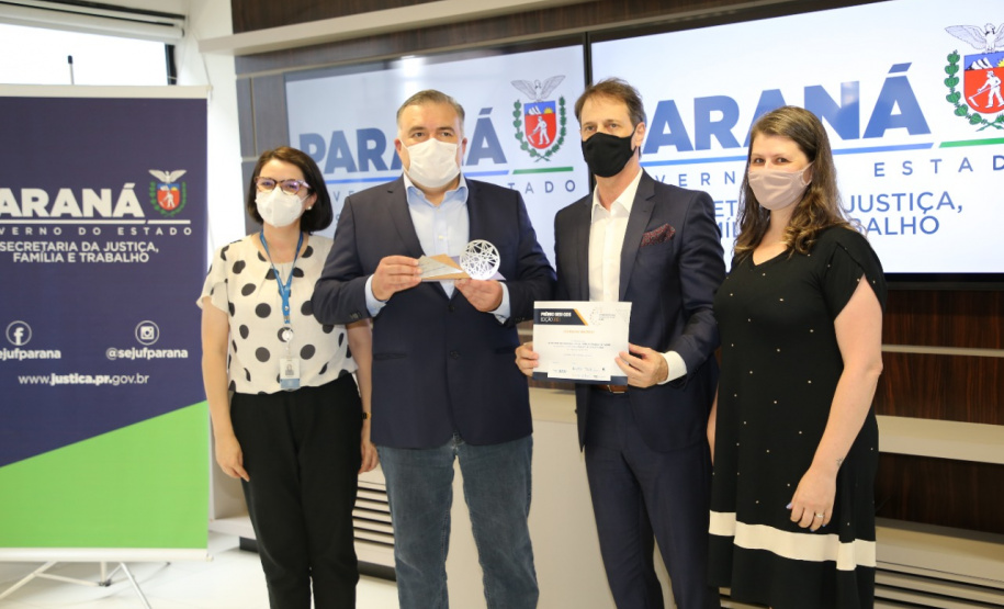 Sanepar e Sejuf firmam parceria para agilizar cadastro de mais famílias no programa Água Solidária