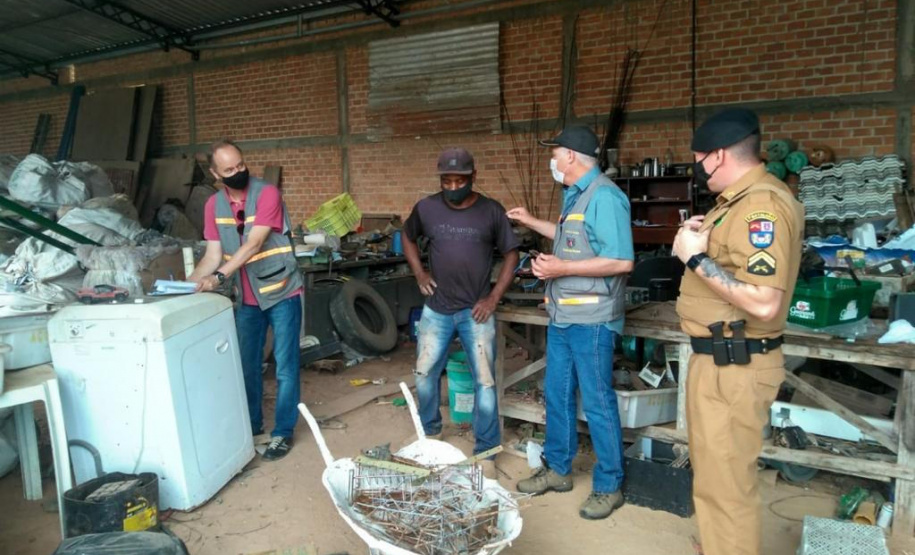 A Delegacia Regional da Receita Estadual de Ponta Grossa deflagrou nesta segunda-feira (13) a operação “Ferro-Velho II” que teve como objetivo coibir a receptação de fios de cobre e metais metálicos furtados na região dos Campos Gerais. - castro, 13/12/2021