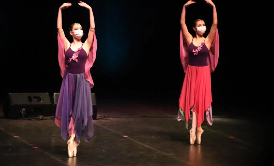 Evento no Teatro Guaíra celebra Dia da Família e novos programas para crianças e idosos