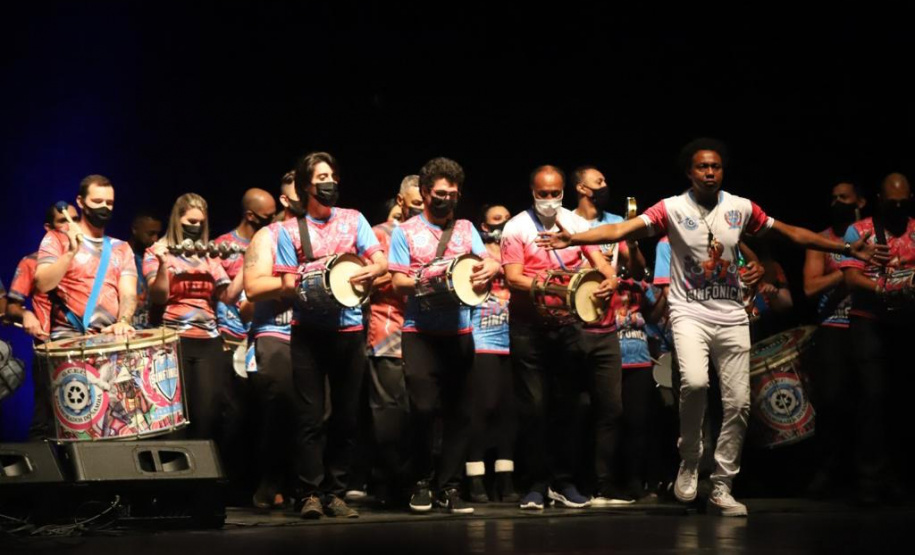 Evento no Teatro Guaíra celebra Dia da Família e novos programas para crianças e idosos