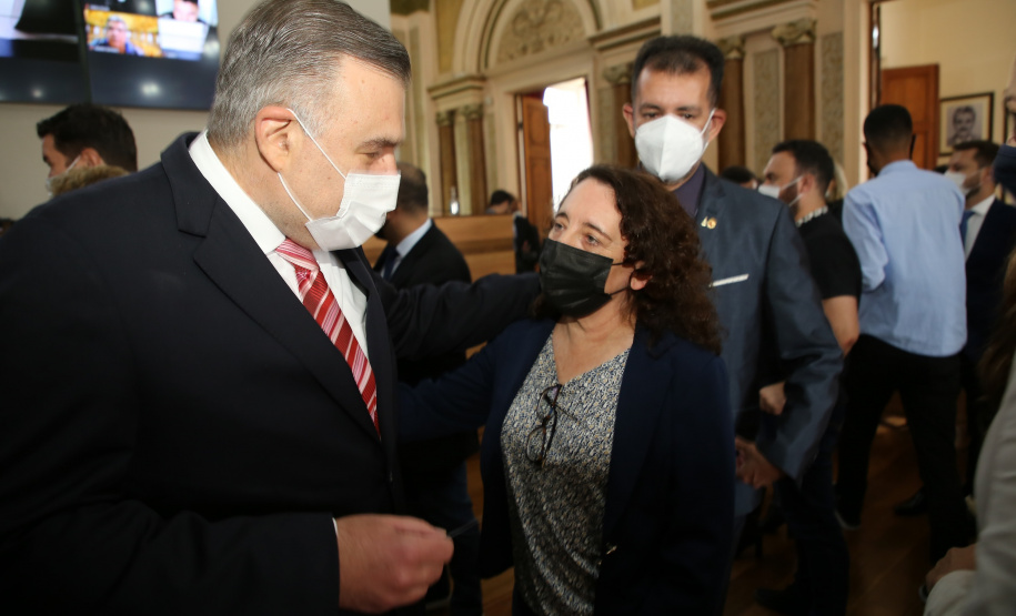 Governo do Estado apresenta Cartão Futuro e programas aos vereadores de Curitiba