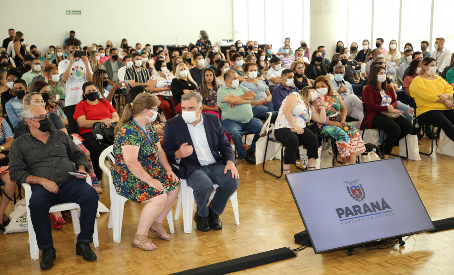 Nos 30 anos do Cedca, conselheiros tutelares do Paraná recebem kits de trabalho para melhorar condições de serviço