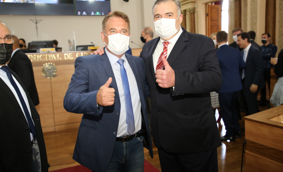 Governo do Estado apresenta Cartão Futuro e programas aos vereadores de Curitiba