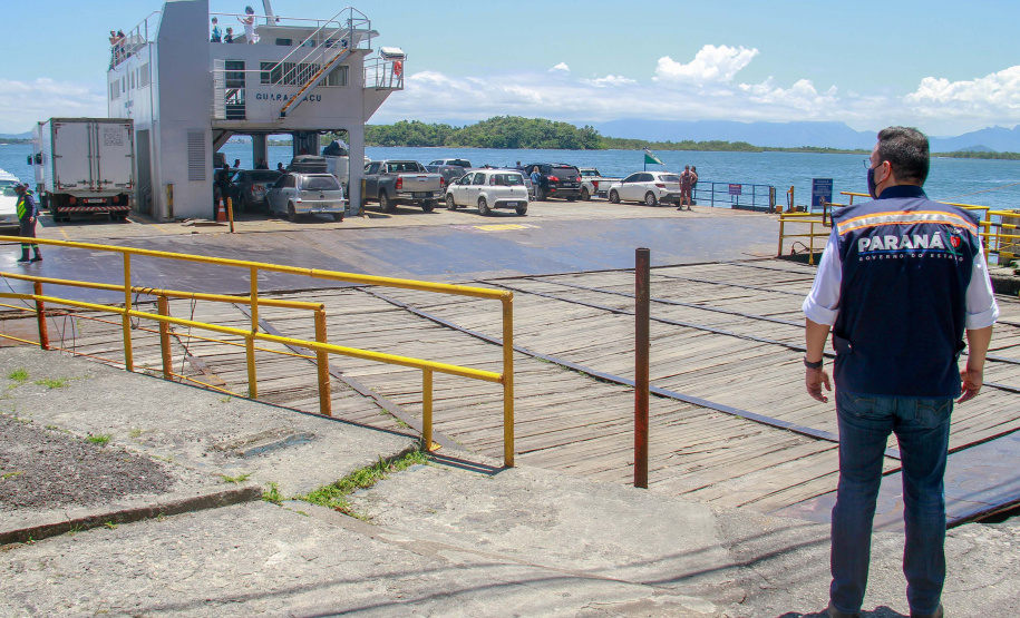 CGE verifica serviço de travessia da Baía de Guaratuba