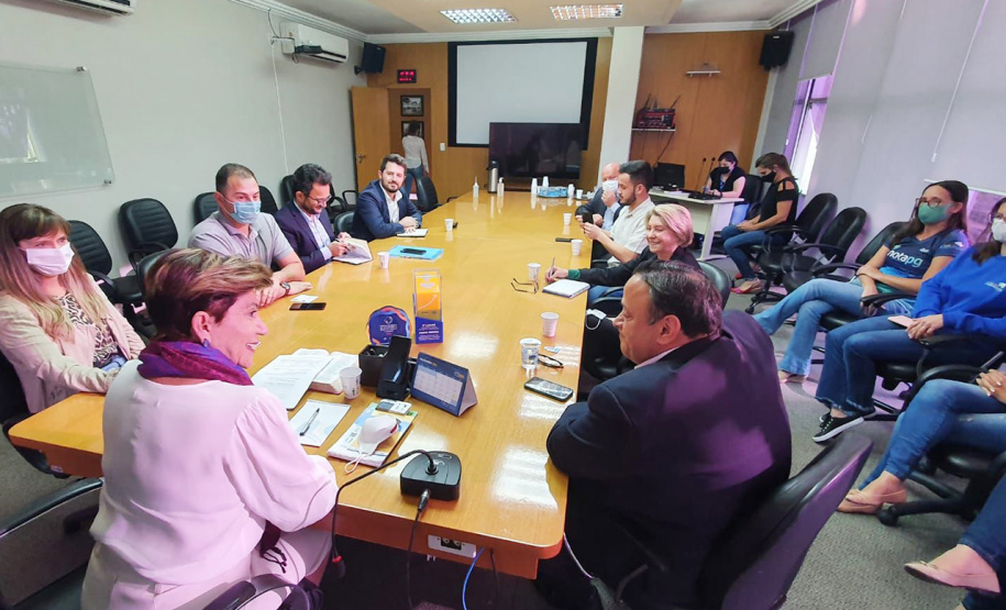 Fomento Paraná busca parcerias na região centro-sul