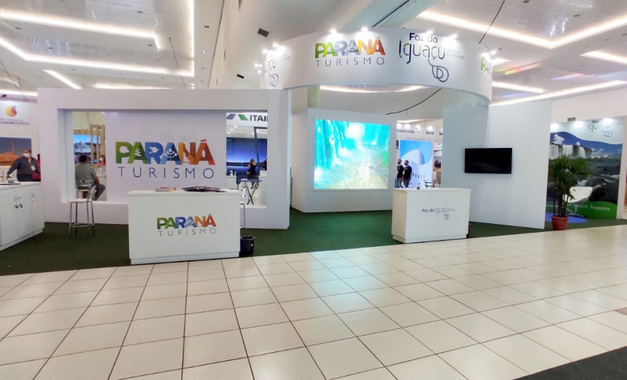 Na aposta da retomada do turismo, Paraná apresenta seu potencial no Festival das Cataratas