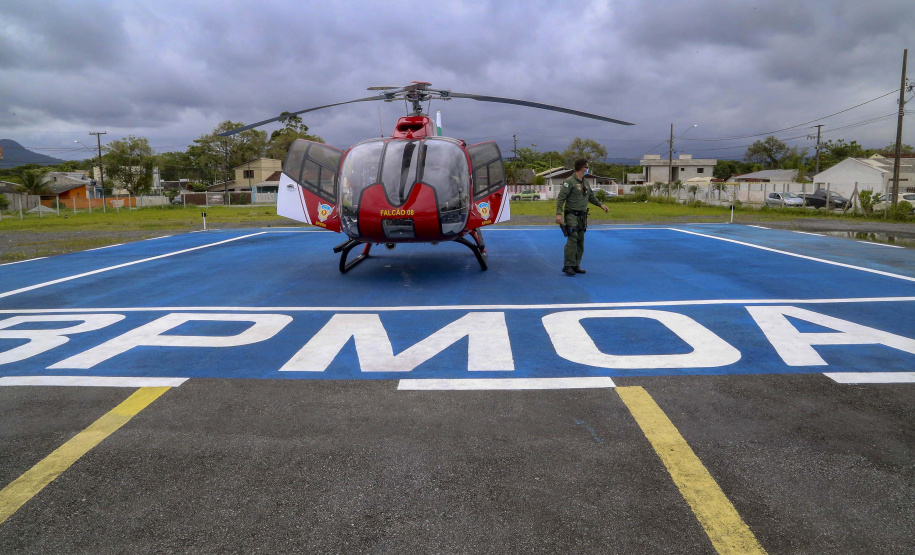 Força-tarefa reforça atendimento no litoral com voos noturnos e avião para remoções aeromédicas