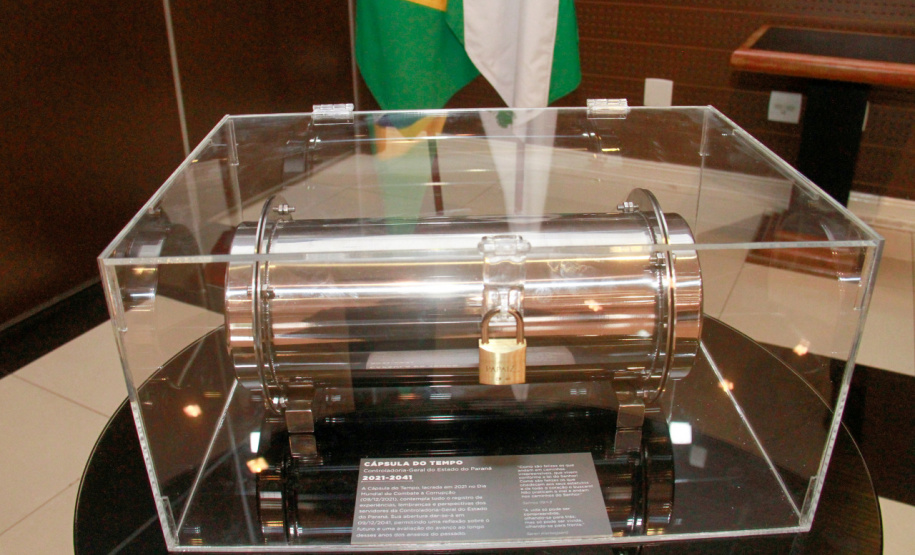 CGE fecha cápsula do tempo para gerações futuras com memória do combate à corrupção