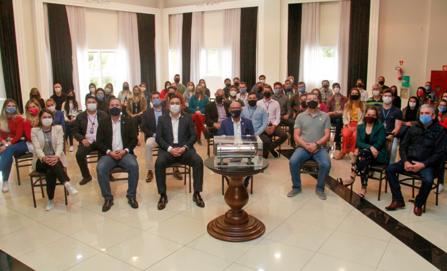 CGE fecha cápsula do tempo para gerações futuras com memória do combate à corrupção