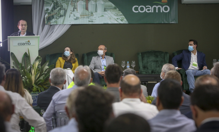 Governador evento em Paranaguá