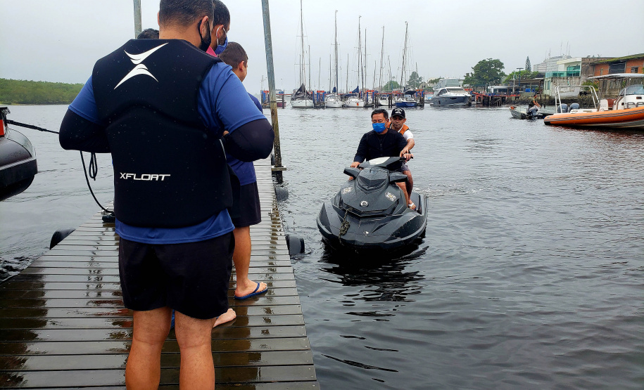 Capitania habilita colaboradores da Portos do Paraná para conduzir embarcações públicas