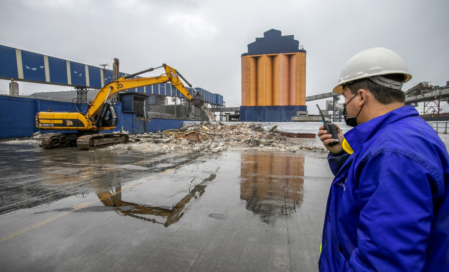 Portos do Paraná investe cerca de R$ 162,6 milhões em obras e projetos apenas em 2021