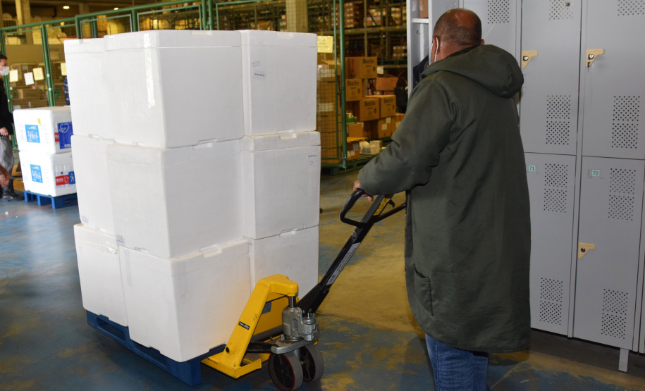 Estado recebe mais 240 mil vacinas contra a Covid-19