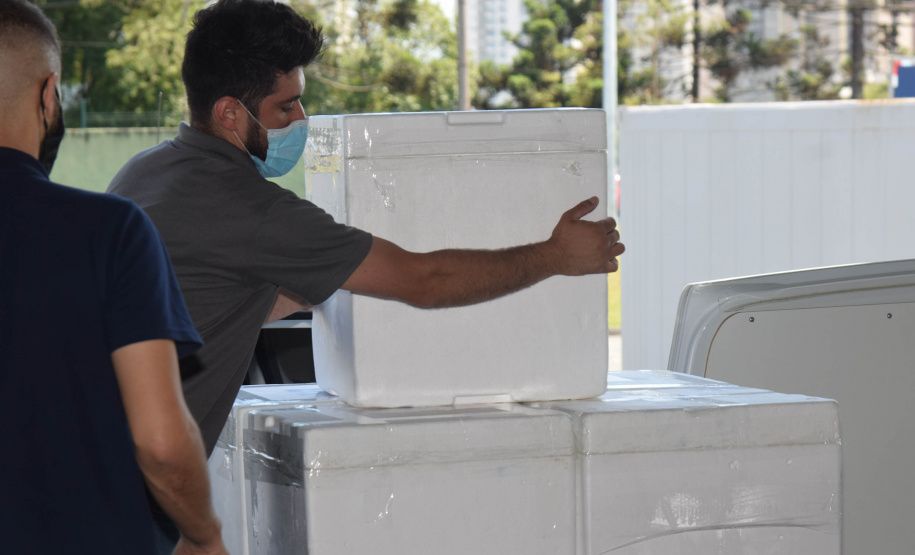 Mais 138 mil vacinas contra a Covid-19 para dose reforço chegam ao Estado