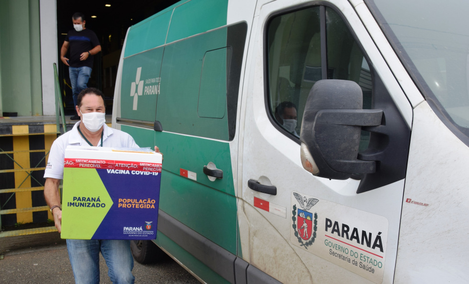 Vacinas da Janssen são distribuídas nesta quinta (9) para Regionais