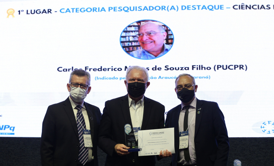 Araucária ganha o primeiro lugar no Prêmio CONFAP de Boas Práticas – Categoria Modernização Administrativa -