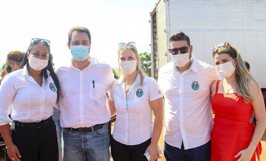 Com documento em mão, famílias de Goioerê celebram o Natal da casa regularizada