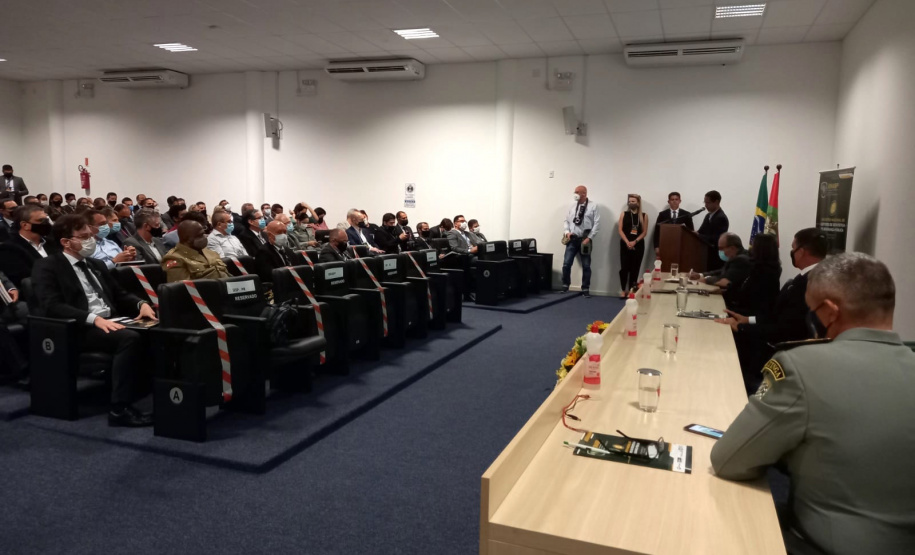 O Secretário da Segurança Pública do Paraná, Romulo Marinho Soares, participou nesta quarta-feira (08/11) do I Encontro Nacional de Gestores de Estatística de Segurança Pública. - Florianópolis, 09/12/2021