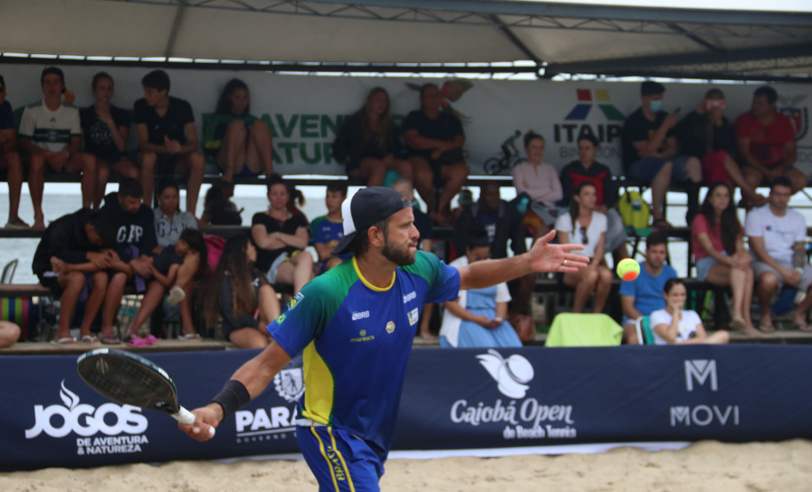 Beach tennis e bodyboard abrem o circuito de competições da temporada do Verão Paraná no litoral paranaense