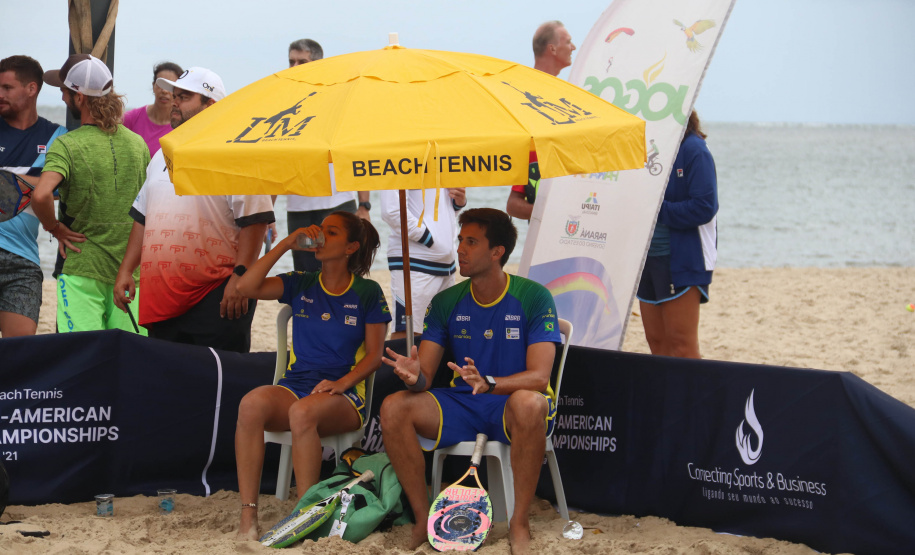 Beach tennis e bodyboard abrem o circuito de competições da temporada do Verão Paraná no litoral paranaense