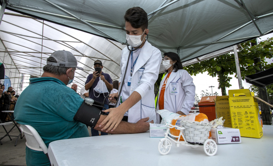 Porto em Ação presta serviços a mais de 200 caminhoneiros no Pátio de TriagemPorto em Ação presta serviços a mais de 200 caminhoneiros no Pátio de Triagem