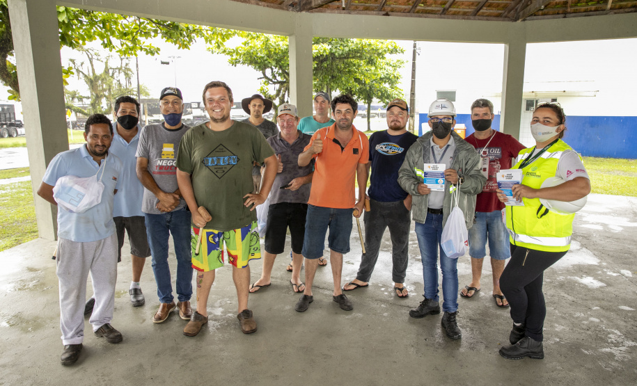 Porto em Ação presta serviços a mais de 200 caminhoneiros no Pátio de TriagemPorto em Ação presta serviços a mais de 200 caminhoneiros no Pátio de Triagem